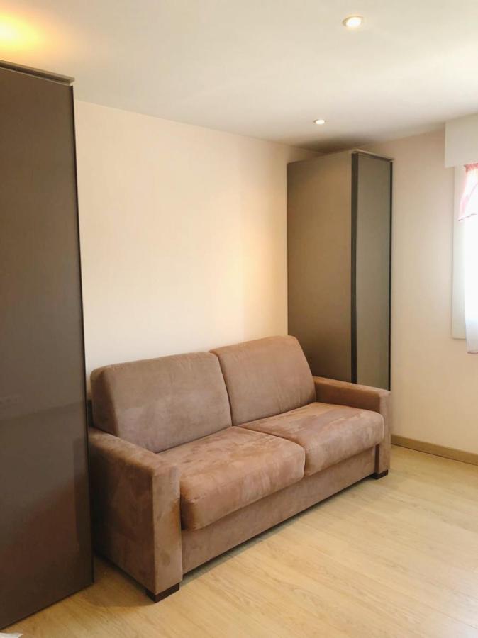 Luxurious Appartment Near The Airport Nice Exteriör bild